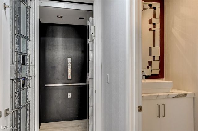 2264 Edge Ridge Court, Henderson, NV 89052