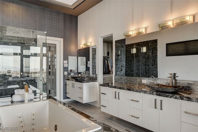 2264 Edge Ridge Court, Henderson, NV 89052