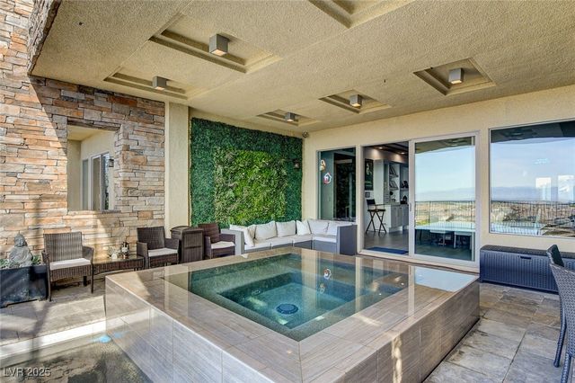 2264 Edge Ridge Court, Henderson, NV 89052