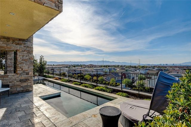 2264 Edge Ridge Court, Henderson, NV 89052