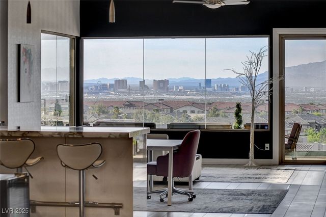 2264 Edge Ridge Court, Henderson, NV 89052