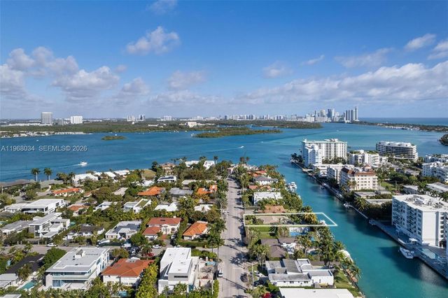 10121 E Broadview Dr, Bay Harbor Islands, FL 33154