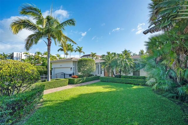 10121 E Broadview Dr, Bay Harbor Islands, FL 33154