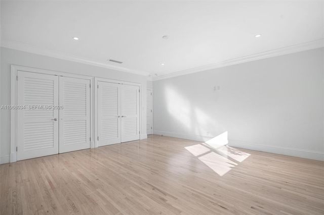 10121 E Broadview Dr, Bay Harbor Islands, FL 33154