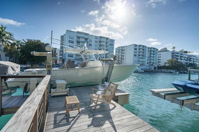 10121 E Broadview Dr, Bay Harbor Islands, FL 33154