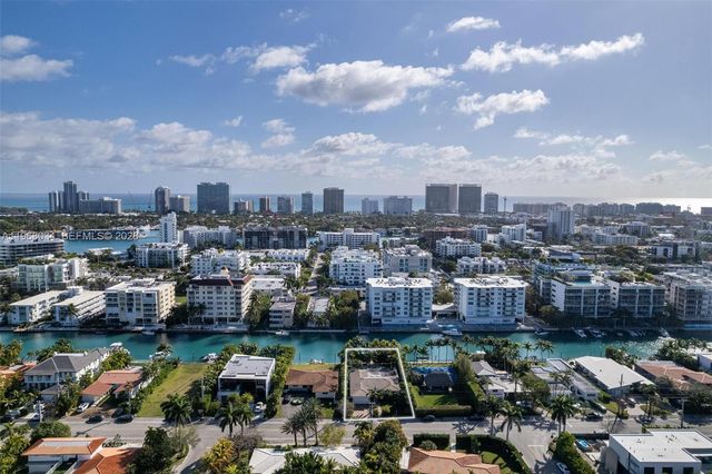 10121 E Broadview Dr, Bay Harbor Islands, FL 33154