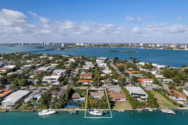 10121 E Broadview Dr, Bay Harbor Islands, FL 33154