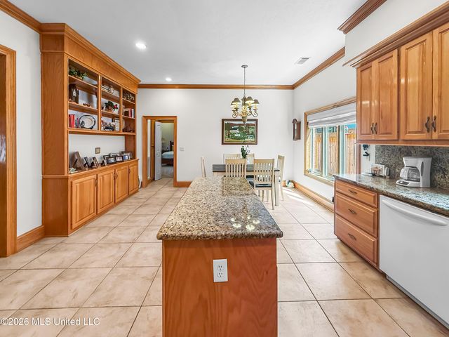 313 Lasalle Court, Flowood, MS 39232
