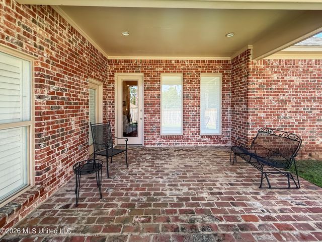 313 Lasalle Court, Flowood, MS 39232