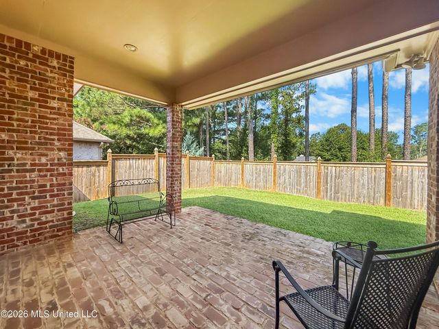 313 Lasalle Court, Flowood, MS 39232