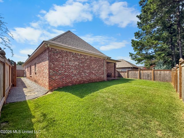 313 Lasalle Court, Flowood, MS 39232