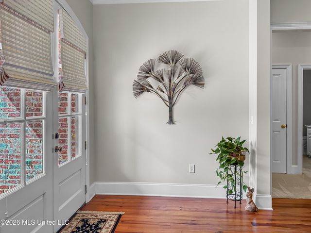313 Lasalle Court, Flowood, MS 39232