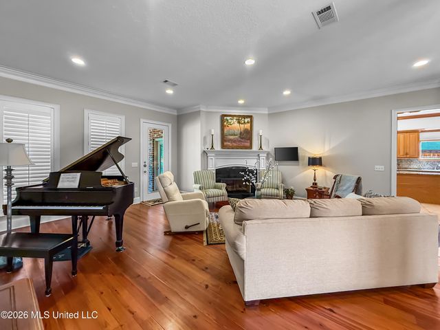 313 Lasalle Court, Flowood, MS 39232