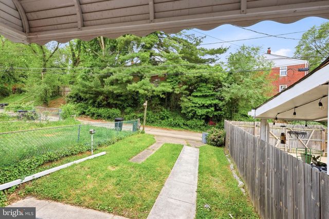 960 FAIRMOUNT AVE, Baltimore, MD 21204