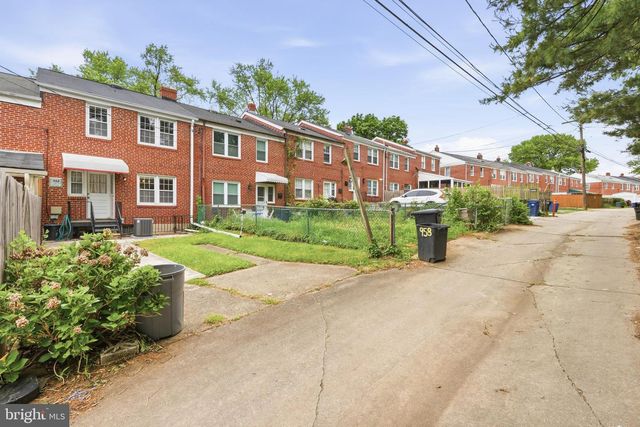 960 FAIRMOUNT AVE, Baltimore, MD 21204