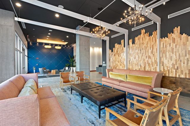 301 Demonbreun St Unit 602, Nashville, TN 37201