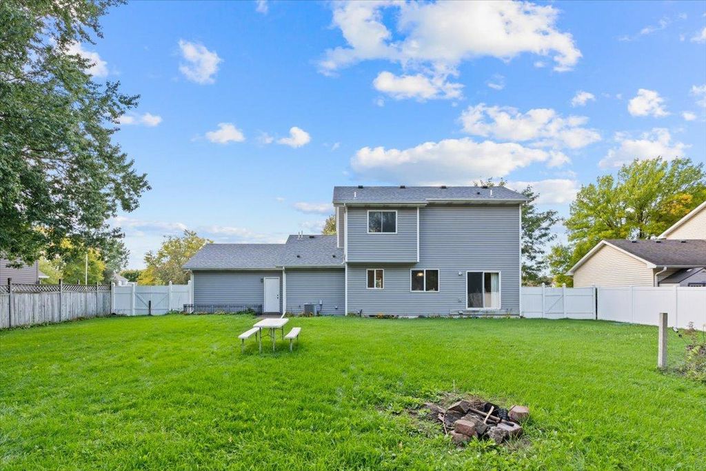2938 88th Lane NE, Blaine, MN 55449 — photo 4