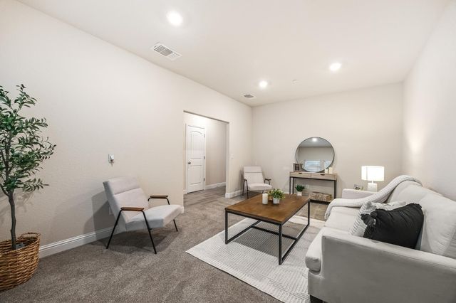 2337 Malaspina, Merced, CA 95340