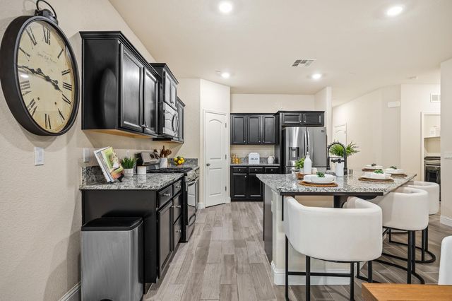 2337 Malaspina, Merced, CA 95340