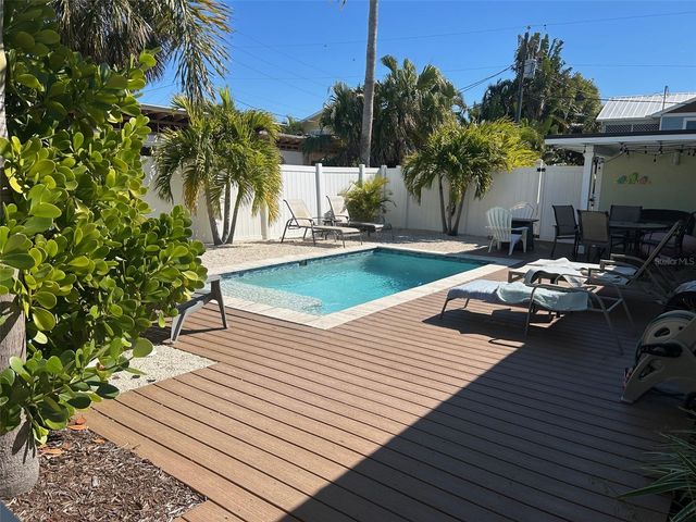 311 63RD STREET, Holmes Beach, FL 34217