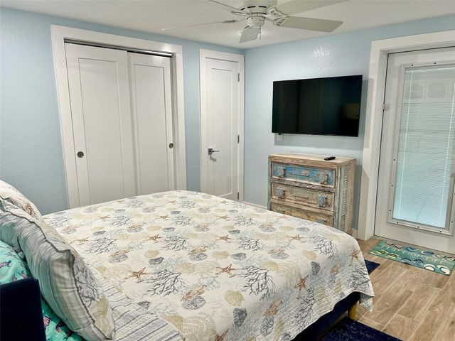 311 63RD STREET, Holmes Beach, FL 34217