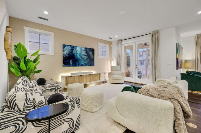 31 26TH Avenue S, Jacksonville Beach, FL 32250