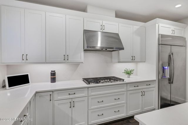 31 26TH Avenue S, Jacksonville Beach, FL 32250