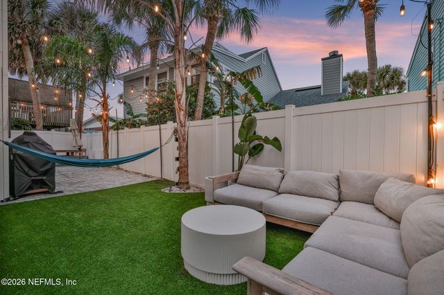 31 26TH Avenue S, Jacksonville Beach, FL 32250