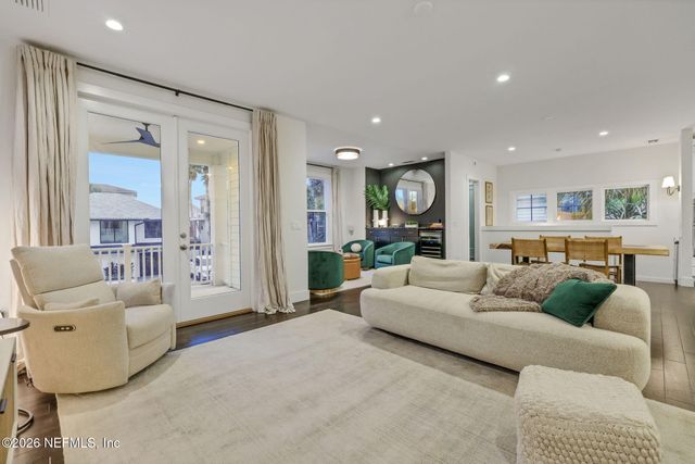 31 26TH Avenue S, Jacksonville Beach, FL 32250