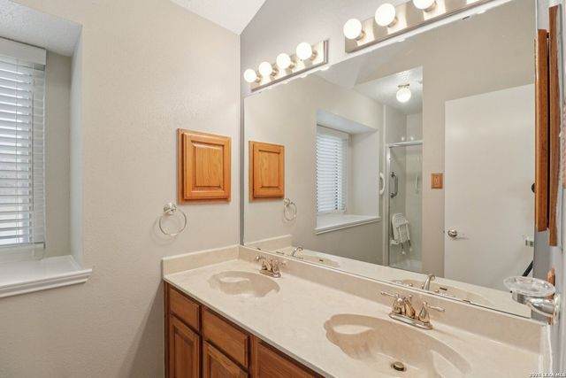 1101 Andre, Schertz, TX 78154