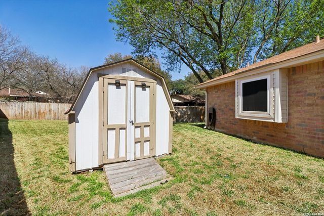 1101 Andre, Schertz, TX 78154