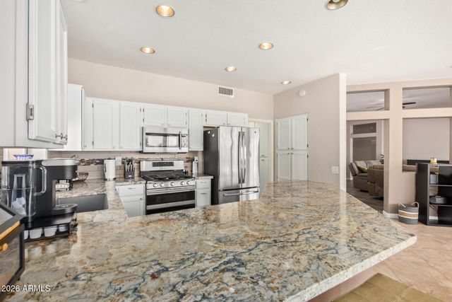 14606 W TRADING POST Drive, Sun City West, AZ 85375