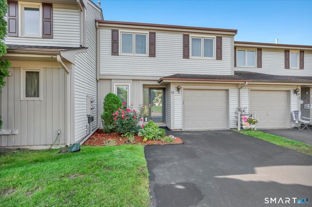 95 Copper Beech Drive 95, Rocky Hill, CT 06067