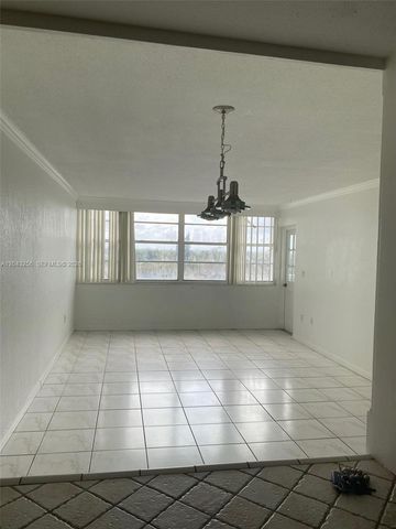 1301 NE Miami Gardens Dr 701W, Miami, FL 33179