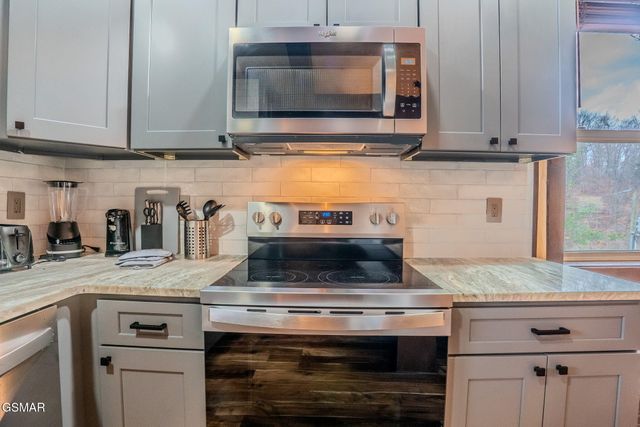 615 Rainbow Road, Sevierville, TN 37862