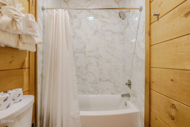 615 Rainbow Road, Sevierville, TN 37862