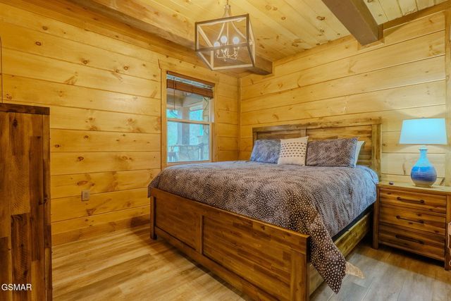 615 Rainbow Road, Sevierville, TN 37862