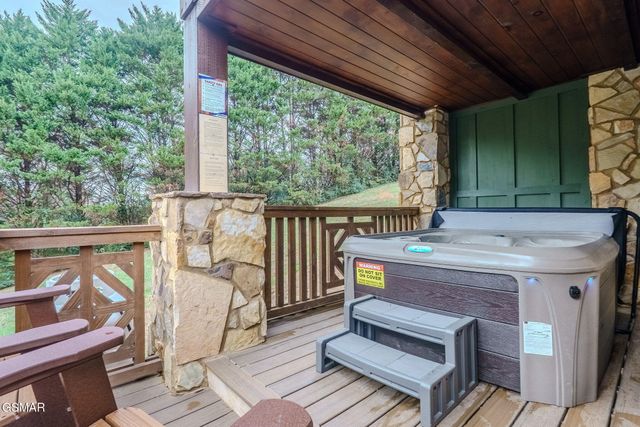 615 Rainbow Road, Sevierville, TN 37862