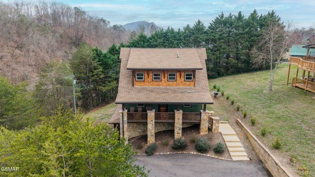 615 Rainbow Road, Sevierville, TN 37862