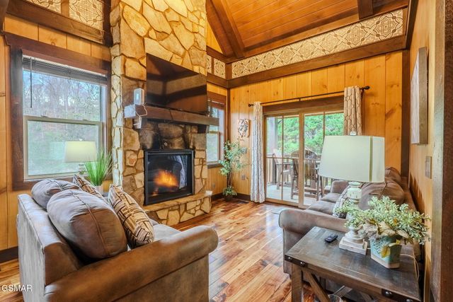 615 Rainbow Road, Sevierville, TN 37862