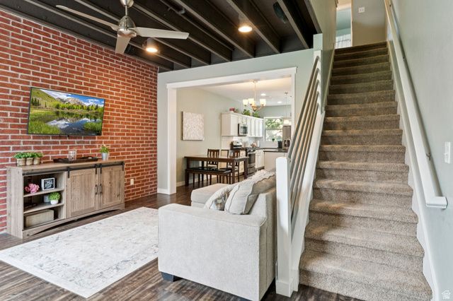 855 W CAPRAIA CT, Midvale, UT 84047