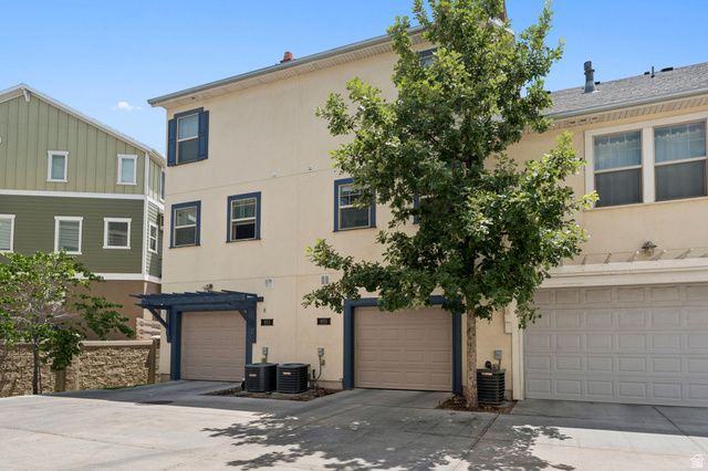 855 W CAPRAIA CT, Midvale, UT 84047