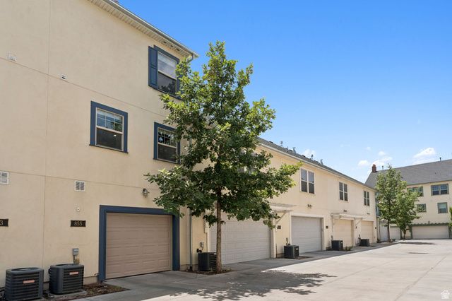 855 W CAPRAIA CT, Midvale, UT 84047