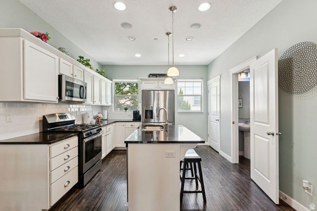 855 W CAPRAIA CT, Midvale, UT 84047