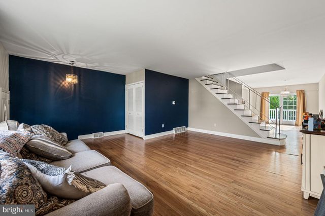 13043 WORTHINGTON RD, Philadelphia, PA 19116