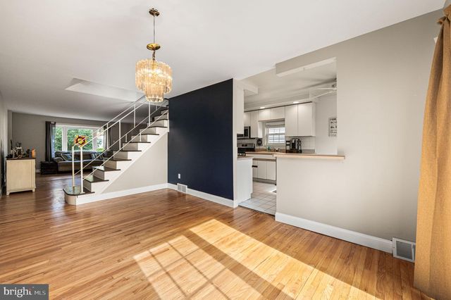 13043 WORTHINGTON RD, Philadelphia, PA 19116