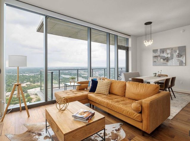 44 East Ave 4305, Austin, TX 78701