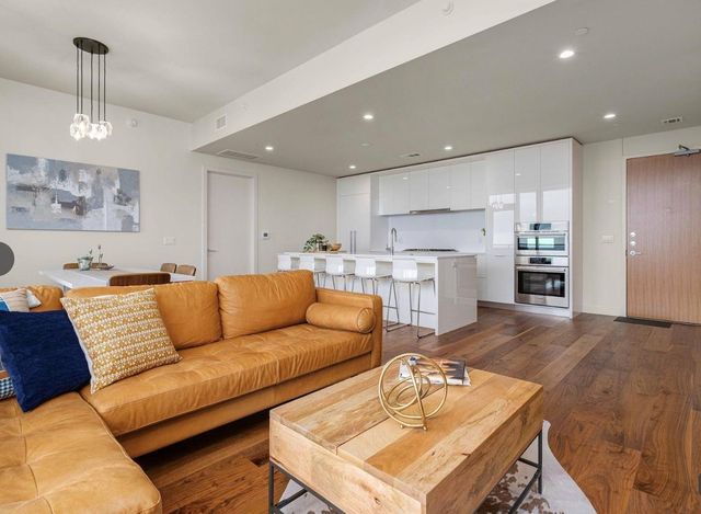 44 East Ave 4305, Austin, TX 78701