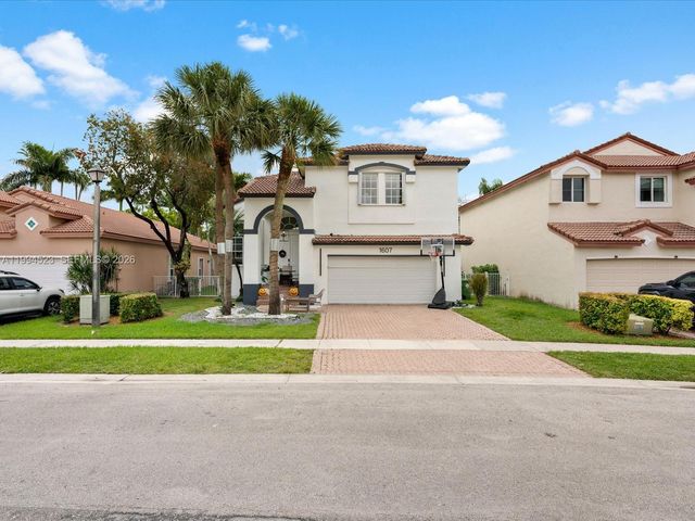 1607 SW 157th Avenue, Pembroke Pines, FL 33027