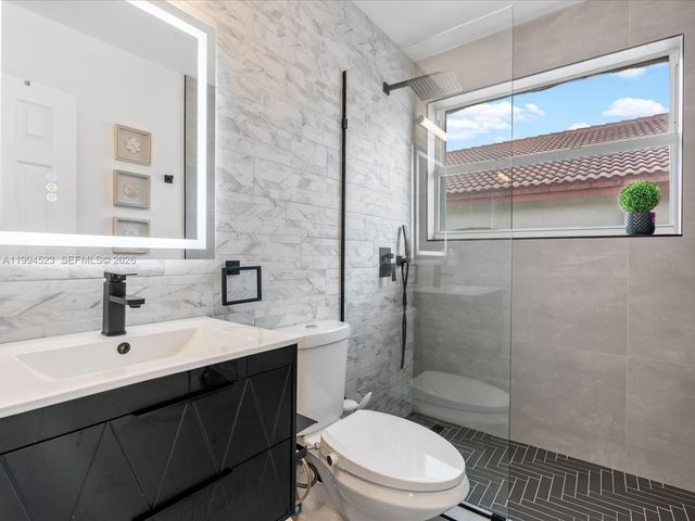 1607 SW 157th Avenue, Pembroke Pines, FL 33027